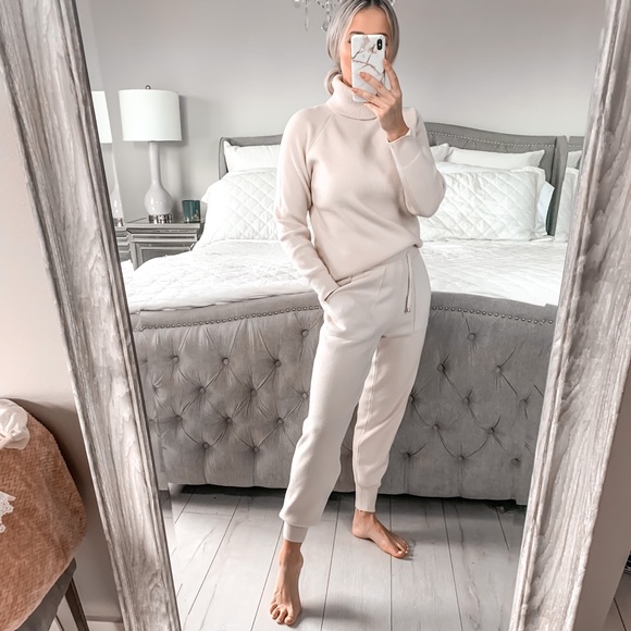 Little Pearls of Life Sweaters - Two Piece Knitted Turtleneck Tracksuit Loungewear